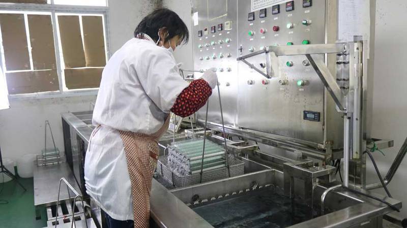ITO glass washing.jpg